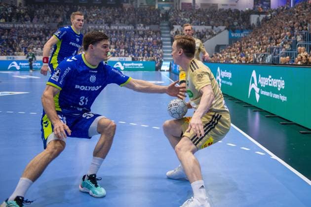Kay Smits, Rueckraum, (VfL Gummersbach 31), August Baskar Pedersen, Aussen, (TSV Hannover-Burgdorf 17),Ellidi Snaer Vidarsson, Kreislaeufer, (VfL Gummersbach 4), VfL Gummersbach vs. TSV Hannover-Burgdorf, Daikin Handball Bundesliga, Herren , 26. Spieltag, 28.03.2026 Gummersbach NRW Deutschland