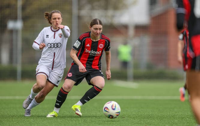 GER, Frankfurt, Eintracht Frankfurt II vs FC Ingolstadt, 2. Frauen Bundesliga, Fussball, DFB, Spielzeit 2025 2026, Stadion am Brentanobad, 21. Spieltag im Bild v.l.: Katharina Reikersdorfer (FC Ingolstadt Frauen 20), Tessa Zimmermann (Eintracht Frankfurt II 20) DFB DFL REGULATIONS PROHIBIT ANY USE OF PHOTOGRAPHS AS IMAGE SEQUENCES AND OR QUASI-VIDEO, 29.03.2026 Copyright: HMBxMedia HendrikxHamelau