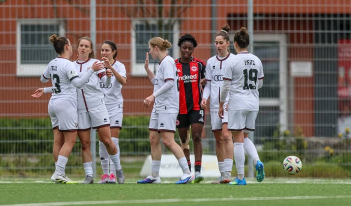 GER, Frankfurt, Eintracht Frankfurt II vs FC Ingolstadt, 2. Frauen Bundesliga, Fussball, DFB, Spielzeit 2025 2026, Stadion am Brentanobad, 21. Spieltag im Bild: FC Ingolstadt Frauen, Jubel, Freude und Emotionen nach dem Tor DFB DFL REGULATIONS PROHIBIT ANY USE OF PHOTOGRAPHS AS IMAGE SEQUENCES AND OR QUASI-VIDEO, 29.03.2026 Copyright: HMBxMedia HendrikxHamelau