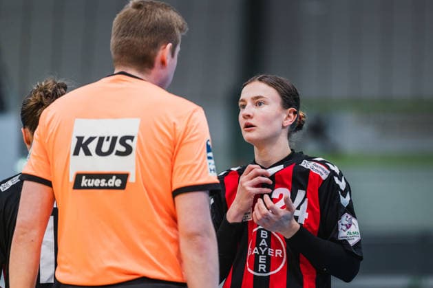 Britt van der Baan (TSV Bayer 04 Leverkusen, 24) unglaeubig TSV Bayer 04 Leverkusen vs. TG Nuertingen, Handball, 2.Handball-Bundesliga, 22.Spieltag, Saison 2025 26, 29.03.2026, TSV Bayer 04 Leverkusen vs. TG Nuertingen, Handball, 2.HBL, 22.Spieltag, Saison 2025 26, 29.03.2026 Leverkusen Copyright: xEibner-Pressefoto LukasxBaldygax EP_LBA