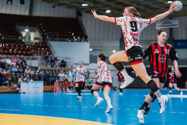 Ronja Buehler (TG Nuettingen, 09) Sprungwurf TSV Bayer 04 Leverkusen vs. TG Nuertingen, Handball, 2.Handball-Bundesliga, 22.Spieltag, Saison 2025 26, 29.03.2026, TSV Bayer 04 Leverkusen vs. TG Nuertingen, Handball, 2.HBL, 22.Spieltag, Saison 2025 26, 29.03.2026 Leverkusen Copyright: xEibner-Pressefoto LukasxBaldygax EP_LBA