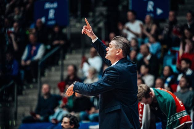 Klaus Perwas (Cheftrainer, Headcoach, Skyliners Frankfurt) GER, Skyliners Frankfurt vs. Rostock Seawolves, easycredit BBL, Bundesliga, 26 Spieltag, Saison 2025 2026. 29.03.2026 Eibner-Pressefoto Attila Ziga GER, Skyliners Frankfurt vs. Rostock Seawolves, easycredit BBL, Bundesliga, 26 Spieltag, Saison 2025 2026. 29.03.2026 Frankfurt am Main Copyright: xEibner-Pressefotox EP_AZA