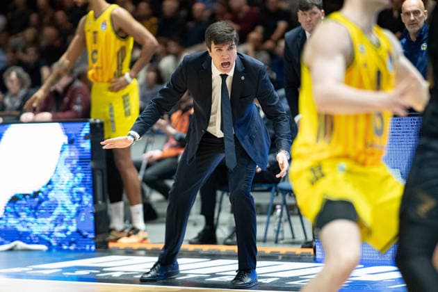 Pedro Calles (Headcoach Alba Berlin) GER, Basketball Loewen Braunschweig gegen Alba Berlin, Basketball, easyCredit BBL, Woche 26, Spielzeit 2025 26, 29.03.2026 GER, Basketball Loewen Braunschweig gegen Alba Berlin, Basketball, easyCredit BBL, Woche 26, Spielzeit 2025 26, 29.03.2026 Braunschweig Copyright: xEibner-Pressefoto DanielxREINELTx EP_DRT