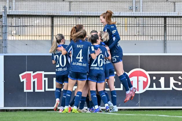 Jubel zum Tor zum 0:1 durch Wielle Douma (TSG Hoffenheim, 13) GER, SC Freiburg - TSG Hoffenheim, Frauen-Fussball, Google Pixel Frauen-Bundesliga, 22. Spieltag, Saison 2025 2026, 29.03.2026 DFB REGULATIONS PROHIBIT ANY USE OF PHOTOGRAPHS AS IMAGE SEQUENCES AND OR QUASI-VIDEO GER, SC Freiburg - TSG Hoffenheim, Frauen-Fussball, Google Pixel Frauen-Bundesliga, 22. Spieltag, Saison 2025 2026, 29.03.2026 Freiburg Copyright: xEibner-Pressefoto ThomasxHessx EP_THS