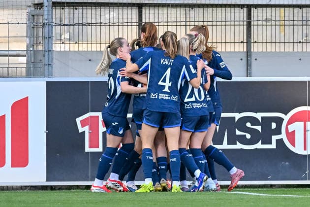 Jubel zum Tor zum 0:1 durch Wielle Douma (TSG Hoffenheim, 13) GER, SC Freiburg - TSG Hoffenheim, Frauen-Fussball, Google Pixel Frauen-Bundesliga, 22. Spieltag, Saison 2025 2026, 29.03.2026 DFB REGULATIONS PROHIBIT ANY USE OF PHOTOGRAPHS AS IMAGE SEQUENCES AND OR QUASI-VIDEO GER, SC Freiburg - TSG Hoffenheim, Frauen-Fussball, Google Pixel Frauen-Bundesliga, 22. Spieltag, Saison 2025 2026, 29.03.2026 Freiburg Copyright: xEibner-Pressefoto ThomasxHessx EP_THS