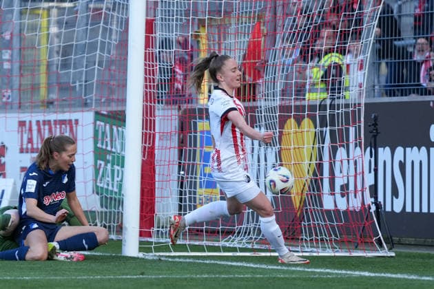 Lisa Kolb (SC Freiburg, 22) Torjubel, Emotionen, Jubel, Torerfolg, Abschluss, Treffer , Deutschland, Fussball, GooglePixel Frauen-Bundesliga, 22.Spieltag, 2025 2026, SC Freiburg vs. TSG 1899 Hoffenheim, 29.03.2026, Dreisamstadion, Freiburg, Deutschland DFB REGULATIONS PROHIBIT ANY USE OF PHOTOGRAPHS AS IMAGE SEQUENCES AND OR QUASI-VIDEO. Freiburg Dreisamstadion Baden-Wuerttemberg Deutschland Copyright: xArnexAmbergx