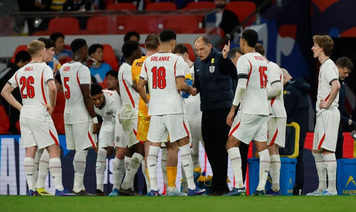 London, England, 31st March 2026. Thomas Tuchel coach of England instructs his players during the England vs Japan International Friendly, Länderspiel, Nationalmannschaft match at Wembley Stadium, London. Picture credit should read: Matthew Impey Sportimage EDITORIAL USE ONLY. No use with unauthorised audio, video, data, fixture lists, club league logos or live services. Online in-match use limited to 120 images, no video emulation. No use in betting, games or single club league player publications. SPI_064_MI_Eng_Japan SPI-4662-0064