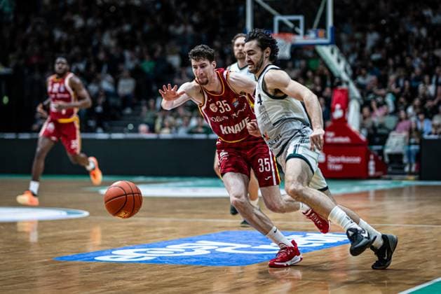 Clayton Guillozet (Gladiators Trier) im Zweikampf mit Alen Pjanic (Fitness First Wuerzburg Baskets), Vet Concept Gladiators Trier vs Fitness First Wuerzburg Baskets, Basketball, easyCredit BBL, 27. Spieltag, Saison 2025 2026, 01.04.2026 Vet Concept Gladiators Trier vs Fitness First Wuerzburg Baskets, Basketball, easyCredit BBL, 27. Spieltag, Saison 2025 2026, 01.04.2026 Copyright: xEibner-Pressefoto AlexanderxNeisx EP_ANS