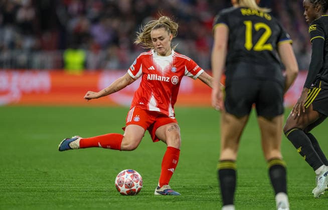 GER, München, Bayern München vs Manchester United, ManU Women s Champions League, Fussball, UEFA, Spielzeit 2025 2026, Allianz Arena, Viertelfinale, Rückspiel im Bild: Georgia Stanway (Bayern München 31) DFB DFL REGULATIONS PROHIBIT ANY USE OF PHOTOGRAPHS AS IMAGE SEQUENCES AND OR QUASI-VIDEO, 01.04.2026 Copyright: HMBxMedia HendrikxHamelau