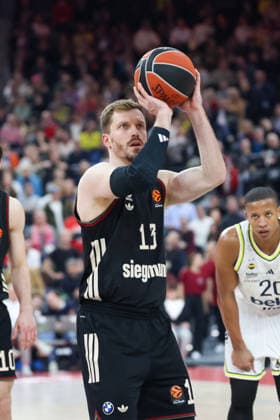 Andreas Obst (FC Bayern Basketball, 13), GER, FC Bayern Basketball vs. Fenerbahce Beko Istanbul, Basketball, Euroleague, 35. Spieltag, Saison 2025 2026, 01.04.2026, GER, FC Bayern Basketball vs. Fenerbahce Beko Istanbul, Basketball, Euroleague, 35. Spieltag, Saison 2025 2026, 01.04.2026 Muenchen Copyright: xEibner-Pressefoto JennixMaulx EP_JML