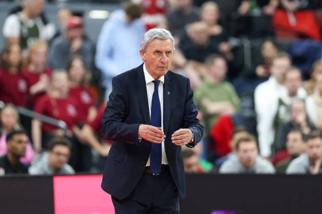 Svetislav Pesic (FC Bayern Basketball, Chef-Trainer), GER, FC Bayern Basketball vs. Fenerbahce Beko Istanbul, Basketball, Euroleague, 35. Spieltag, Saison 2025 2026, 01.04.2026, GER, FC Bayern Basketball vs. Fenerbahce Beko Istanbul, Basketball, Euroleague, 35. Spieltag, Saison 2025 2026, 01.04.2026 Muenchen Copyright: xEibner-Pressefoto JennixMaulx EP_JML