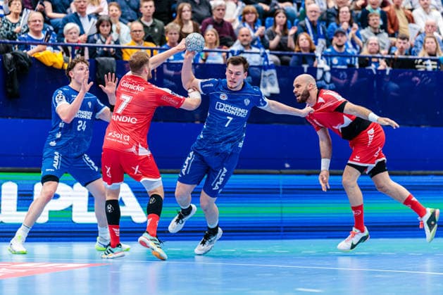v.l. Joel Willecke (TBV Lemgo Lippe, 24), David Mandic (MT Melsungen, 07), Jan Mudrow (TBV Lemgo Lippe, 07), Adrian Sipos (MT Melsungen, 08) GER, TBV Lemgo Lippe vs. MT Melsungen, Handball, 1. Bundesliga, 27. Spieltag, Spielzeit 2025 2026, 04.04.2026 GER, TBV Lemgo Lippe vs. MT Melsungen, Handball, 1. Bundesliga, 27. Spieltag, Spielzeit 2025 2026, 04.04.2026 Lemgo Copyright: xEibner-Pressefoto JanxRollingerx EP_JSK