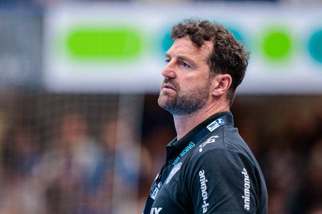 Enttaeuschung bei Florian Kehrmann (TBV Lemgo Lippe, Trainer) GER, TBV Lemgo Lippe vs. MT Melsungen, Handball, 1. Bundesliga, 27. Spieltag, Spielzeit 2025 2026, 04.04.2026 GER, TBV Lemgo Lippe vs. MT Melsungen, Handball, 1. Bundesliga, 27. Spieltag, Spielzeit 2025 2026, 04.04.2026 Lemgo Copyright: xEibner-Pressefoto JanxRollingerx EP_JSK