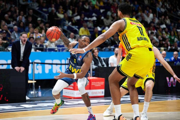 Kyle Lofton (EWE Baskets Oldenburg, 00), GER, ALBA Berlin vs. EWE Baskets Oldenburg, Basketball Herren, easy Credit BBL, Saison 2025 2026, 28. Spieltag, 05.04.2026 GER, ALBA Berlin vs. EWE Baskets Oldenburg, Basketball Herren, easy Credit BBL, Saison 2025 2026, 28. Spieltag, 05.04.2026 Berlin