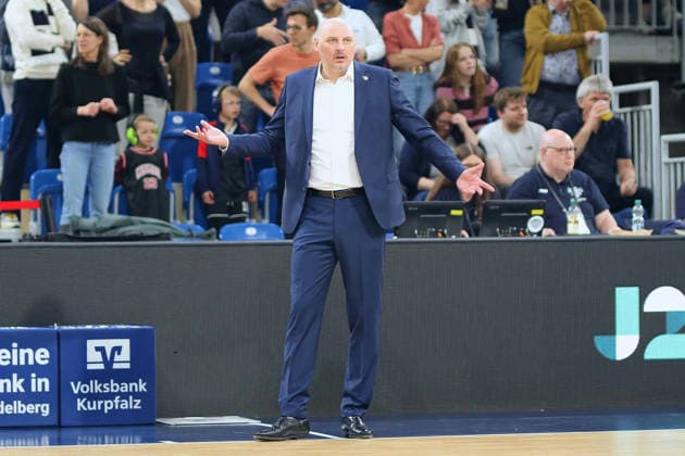 Przemyslaw Frasunkiewicz (Rostock Seawolves, Head Coach) GER, MLP Academics Heidelberg vs. Rostock Seawolves, Basketball, easycredit Basketball Bundesliga, 28.Spieltag, Saison, 2025 2026, 05.04.2026 GER, MLP Academics Heidelberg vs. Rostock Seawolves, Basketball, easycredit Basketball Bundesliga, 28.Spieltag, Saison, 2025 2026, 205.04.2026 Heidelberg Copyright: xEibner-Pressefoto JoergxHirschx EP_JHH