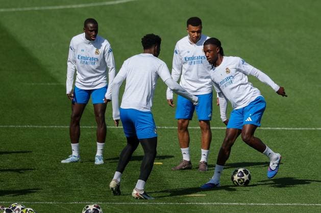 Trainingsspiel, Ferland Mendy 23 (CF Real Madrid), Aurelien Tchouameni 14 (CF Real Madrid), Kylian Mbappe 10 (CF Real Madrid) und Eduardo Camavinga 6 (CF Real Madrid), Training, CF Real Madrid, Fussball, Maenner, UEFA Champions League, Saison 2025 2026, Abschlusstraining vor dem Viertelfinal-Hinspiel (Quarter Finals 1st Leg) gegen den FC Bayern Muenchen, 06.04.2026 Valdebebas bei Madrid Madrid Spanien