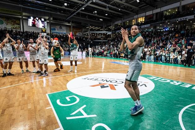 Jordan Roland (Gladiators Trier) feiert, Vet Concept Gladiators Trier vs MHP Riesen Ludwigsburg, Basketball, easyCredit BBL, 28. Spieltag, Saison 2025 2026, 06.04.2026 Vet Concept Gladiators Trier vs MHP Riesen Ludwigsburg, Basketball, easyCredit BBL, 28. Spieltag, Saison 2025 2026, 06.04.2026 Copyright: xEibner-Pressefoto AlexanderxNeisx EP_ANS