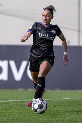 Vanessa Fuerst (SGS Essen, 08) GER, FC Bayern Muenchen Frauen vs. SGS Essen, Fussball, DFB-Pokal, Halbfinale, Saison 2025 2026, 06.04.2026. (DFL DFB REGULATIONS PROHIBIT ANY USE OF PHOTOGRAPHS as IMAGE SEQUENCES and or QUASI-VIDEO). GER, FC Bayern Muenchen Frauen vs. SGS Essen, Fussball, DFB-Pokal, Halbfinale, Saison 2025 2026, 06.04.2026. Muenchen Copyright: xEibner-Pressefoto HeikexFeinerx EP_HFR