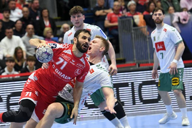 Mohamed Amine Darmoul (MT Melsungen 71) (am Ball), Daniel Astrup Pedersen (GWD Minden 3) , GER, MT Melsungen - TSV GWD Minden, Handball, 1. Bundesliga, 28. Spieltag, Saison 2025 2026, 10.04.2026, GER, MT Melsungen - TSV GWD Minden, Handball, 1. Bundesliga, 28. Spieltag, Saison 2025 2026, 10.04.2026 Kassel Copyright: xEibner-Pressefotox xRolandxSippex EP_RSL