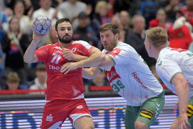 Mohamed Amine Darmoul (MT Melsungen 71) (am Ball), Malte Donker (GWD Minden 39), Daniel Astrup Pedersen (GWD Minden 3) (R) , GER, MT Melsungen - TSV GWD Minden, Handball, 1. Bundesliga, 28. Spieltag, Saison 2025 2026, 10.04.2026, GER, MT Melsungen - TSV GWD Minden, Handball, 1. Bundesliga, 28. Spieltag, Saison 2025 2026, 10.04.2026 Kassel Copyright: xEibner-Pressefotox xRolandxSippex EP_RSL