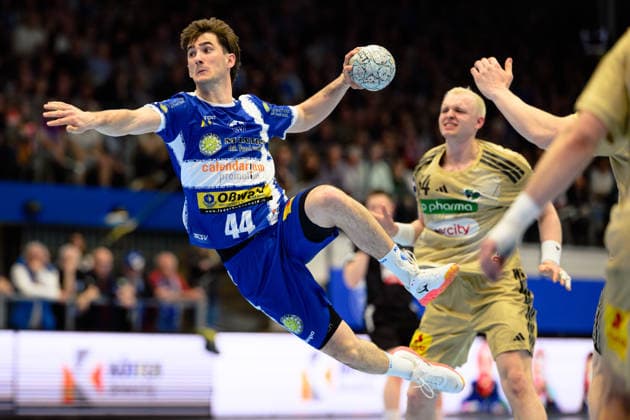 Stephan Seitz (ThSV Eisenach, 44), Justus Fischer (TSV Hannover-Burgdorf, 54) GER, ThSV Eisenach gegen TSV Hannover-Burgdorf, 1. Daikin Handballbundesliga, Handball, 28.Spieltag, Saison 2025 2026, 19.00 Uhr, 10.04.2026 GER, ThSV Eisenach gegen TSV Hannover-Burgdorf, 1. Daikin Handballbundesliga, Handball, 28.Spieltag, Saison 2025 2026, 19.00 Uhr, 10.04.2026 Eisenach Copyright: xEibner-Pressefoto MartinxHerbstx EP_MHT