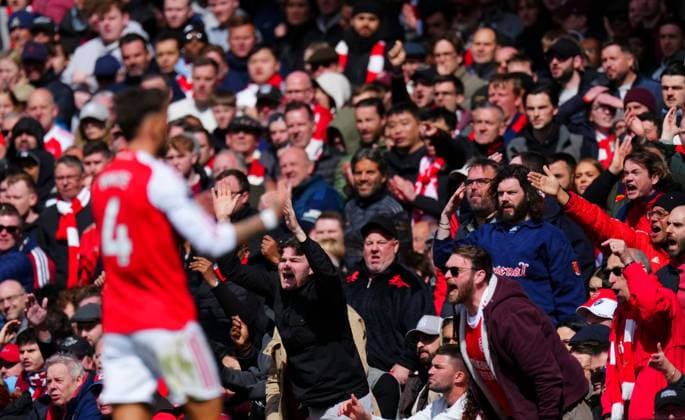 Arsenal fans react Arsenal v AFC Bournemouth, Premier League, Football, Emirates Stadium, London, UK - 11 Apr 2026London Emirates Stadium United Kingdom EDITORIAL USE ONLY No use with unauthorised audio, video, data, fixture lists, club league logos or live services. Online in-match use limited to 120 images, no video emulation. No use in betting, games or single club league player publications. Copyright: xJavierxGarcia Shutterstockx 16823522fi