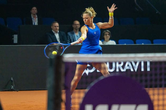 Laura Siegemund (GER) im Bild am Ball, GER, Laura Siegemund vs. Wiktorija Tomowa, Tennis, ATP, Tennis Herren Turnier, WTA, Tennis Damen 500, Porsche Tennis Grand-Prix, 13.04.2026, GER, Laura Siegemund vs. Wiktorija Tomowa, Tennis, ATP-Turnier, WTA 500, Porsche Tennis Grand-Prix, 13.04.2026, Stuttgart Copyright: xEibner-Pressefoto EdwardxCheungx EP_ECG