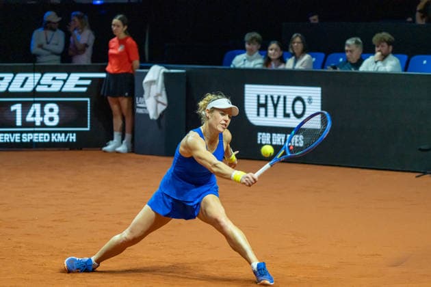 Laura Siegemund (GER) im Bild am Ball, GER, Laura Siegemund vs. Wiktorija Tomowa, Tennis, ATP, Tennis Herren Turnier, WTA, Tennis Damen 500, Porsche Tennis Grand-Prix, 13.04.2026, GER, Laura Siegemund vs. Wiktorija Tomowa, Tennis, ATP-Turnier, WTA 500, Porsche Tennis Grand-Prix, 13.04.2026, Stuttgart Copyright: xEibner-Pressefoto EdwardxCheungx EP_ECG