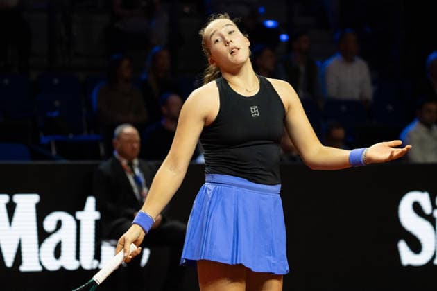 Mirra Andreeva (RUS), enttäuscht, GER, Jelena Ostapenko vs. Mirra Andreeva, Tennis, ATP, Tennis Herren Turnier, WTA, Tennis Damen 500, Porsche Tennis Grand-Prix, 15.04.2026, GER, Jelena Ostapenko vs. Mirra Andreeva, Tennis, ATP-Turnier, WTA 500, Porsche Tennis Grand-Prix, 15.04.2026, Stuttgart Copyright: xEibner-Pressefoto EdwardxCheungx EP_ECG