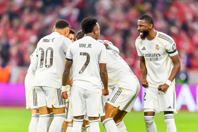 GER, UEFA CL, Viertelfinale Spiel 2, FC Bayern Muenchen (GER) vs Real Madrid (ESP) 15.04.2026, Allianz Arena, Muenchen, GER, UEFA CL, Viertelfinale Spiel 2, FC Bayern Muenchen (GER) vs Real Madrid (ESP) , UEFA regulations prohibit any use of photographs as image sequences and or quasi-video, im Bild Madrid feiert nach dem 0-1 durch Arda Güler Gueler (Real 15) mit Kylian MbappŽ Mbappe (Real 10) Vin’cius Jœnior Vinicius Junior (Real 7) Antonio Rüdiger Ruediger (Real 22)