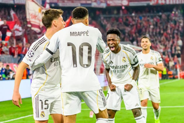 GER, UEFA CL, Viertelfinale Spiel 2, FC Bayern Muenchen (GER) vs Real Madrid (ESP) 15.04.2026, Allianz Arena, Muenchen, GER, UEFA CL, Viertelfinale Spiel 2, FC Bayern Muenchen (GER) vs Real Madrid (ESP) , UEFA regulations prohibit any use of photographs as image sequences and or quasi-video, im Bild Jubel nach dem Tor zum 2-3 durch Kylian MbappŽ Mbappe (Real 10) mit Jude Bellingham (Real 5) Vin’cius Jœnior Vinicius Junior (Real 7)