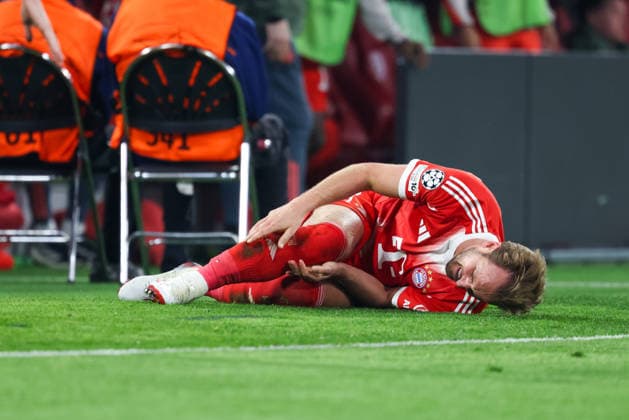 Harry Kane (FC Bayern Muenchen, 09) liegt verletzt am Boden, GER, FC Bayern Muenchen vs. Real Madrid CF, Fussball, UEFA Champions League, Viertelfinale, Rueckspiel, Saison 2025 2026, 15.04.2026, GER, FC Bayern Muenchen vs. Real Madrid CF, Fussball, UEFA Champions League, Viertelfinale, Rueckspiel, Saison 2025 2026, 15.04.2026 Muenchen Copyright: xEibner-Pressefoto JennixMaulx EP_JML