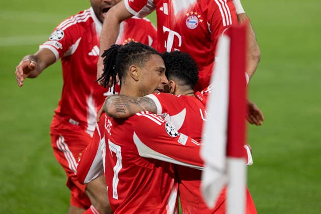 GER, Bavaria, Munich, Fussball, FC Bayern Munich - Real Madrid CF, at the Allianz Arena, Munich, Champions League, Quarter finals, second leg, April 15, 2026, from left: Michael Akpovie Olise (FC Bayern Muenchen, 17), Luis Diaz (FC Bayern Muenchen, 14), Torjubel, Freude, Emotionen, Jubel, Feiern, Goal Scored, Celebrate, goal celebration, joy, emotions, celebration, cheering, goal scored, celebrate UEFA regulations prohibit any use of photographs as image sequences and or quasi-video, Munich Allianz Arena Bavaria Germany Copyright: xMichaelxNibelx