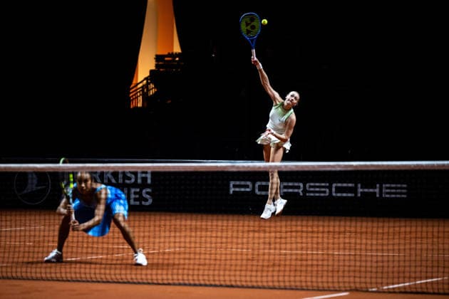 Fanny Stollar (Ungarn) im Bild, davor Leylah Fernandez (Kanada), Viertelfinale Doppel, GER, Porsche Tennis Grand Prix Stuttgart, WTA, Tennis Damen 500, 15.04.2026 GER, Porsche Tennis Grand Prix Stuttgart, WTA 500, 15.04.2026 Stuttgart Copyright: xEibner-Pressefoto Memmlerx EP_MMR