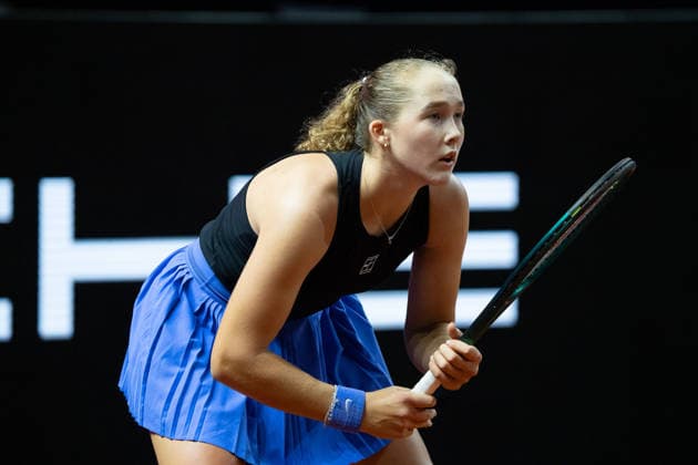 Mirra Andreeva (RUS) im Bild am Ball, Aktion, GER, Alycia Parks vs. Mirra Andreeva, Tennis, ATP, Tennis Herren Turnier, WTA, Tennis Damen 500, Porsche Tennis Grand-Prix, 15.04.2026, GER, Alycia Parks vs. Mirra Andreeva, Tennis, ATP-Turnier, WTA 500, Porsche Tennis Grand-Prix, 15.04.2026, Stuttgart Copyright: xEibner-Pressefoto EdwardxCheungx EP_ECG