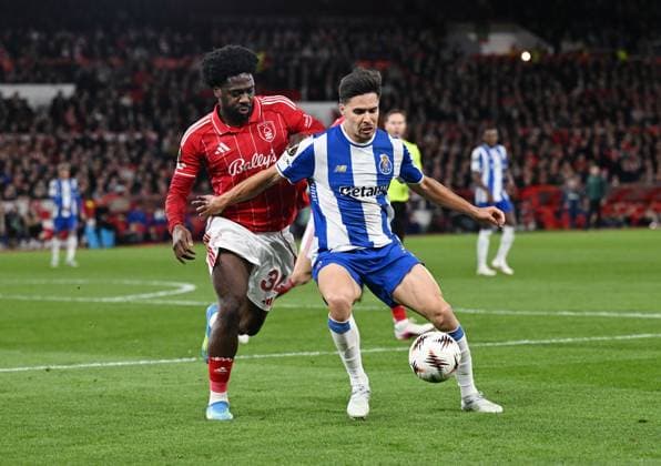 Ola Aina of Nottingham Forest and Francisco Moura of FC Porto Nottingham Forest v Porto, UEFA Europa League, Quarter Final, Second Leg, Football, City Ground, Nottingham, UK - 16 Apr 2026Nottingham City Ground United Kingdom EDITORIAL USE ONLY No use with unauthorised audio, video, data, fixture lists, club league logos or live services. Online in-match use limited to 120 images, no video emulation. No use in betting, games or single club league player publications. Copyright: xAnnaxGowthorpe Shutterstockx 16828681ar