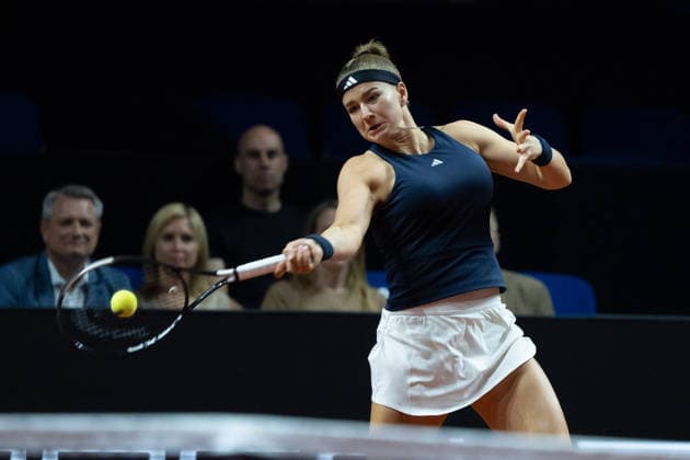 Karolina Muchova (CZE) im Bild am Ball, Aktion, GER, Elina Svitolina vs. Karolina Muchova, Tennis, ATP, Tennis Herren Turnier, WTA, Tennis Damen 500, Porsche Tennis Grand-Prix, Halbfinale, 18.04.2026, GER, Elina Svitolina vs. Karolina Muchova, Tennis, ATP-Turnier, WTA 500, Porsche Tennis Grand-Prix, Halbfinale, 18.04.2026, Stuttgart Copyright: xEibner-Pressefoto EdwardxCheungx EP_ECG