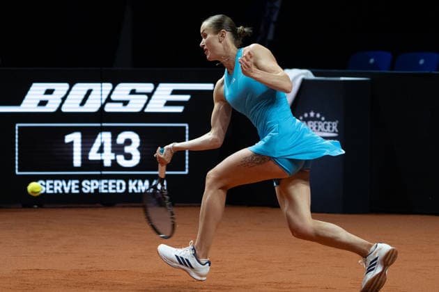 Elina Svitolina (UKR) im Bild am Ball, Aktion, GER, Elina Svitolina vs. Karolina Muchova, Tennis, ATP, Tennis Herren Turnier, WTA, Tennis Damen 500, Porsche Tennis Grand-Prix, Halbfinale, 18.04.2026, GER, Elina Svitolina vs. Karolina Muchova, Tennis, ATP-Turnier, WTA 500, Porsche Tennis Grand-Prix, Halbfinale, 18.04.2026, Stuttgart Copyright: xEibner-Pressefoto EdwardxCheungx EP_ECG