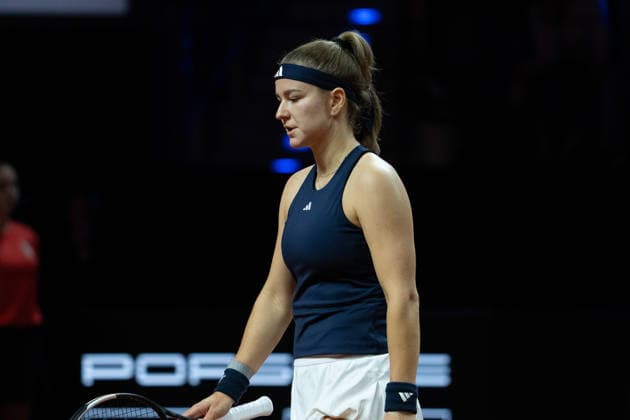 Karolina Muchova (CZE) im Bild enttäuscht, GER, Elena Rybakina vs. Karolina Muchova, Tennis, ATP, Tennis Herren Turnier, WTA, Tennis Damen 500, Porsche Tennis Grand-Prix, Finale, 19.04.2026, GER, Elena Rybakina vs. Karolina Muchova, Tennis, ATP-Turnier, WTA 500, Porsche Tennis Grand-Prix, Finale, 19.04.2026, Stuttgart Copyright: xEibner-Pressefoto EdwardxCheungx EP_ECG