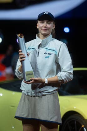 Siegerin Elena Rybakina (KAZ) im Bild mit Sieger Pokal vor Porsche 911, Freude, Jubel, Emotion, GER, Elena Rybakina vs. Karolina Muchova, Tennis, ATP, Tennis Herren Turnier, WTA, Tennis Damen 500, Porsche Tennis Grand-Prix, Finale, 19.04.2026, GER, Elena Rybakina vs. Karolina Muchova, Tennis, ATP-Turnier, WTA 500, Porsche Tennis Grand-Prix, Finale, 19.04.2026, Stuttgart Copyright: xEibner-Pressefoto EdwardxCheungx EP_ECG