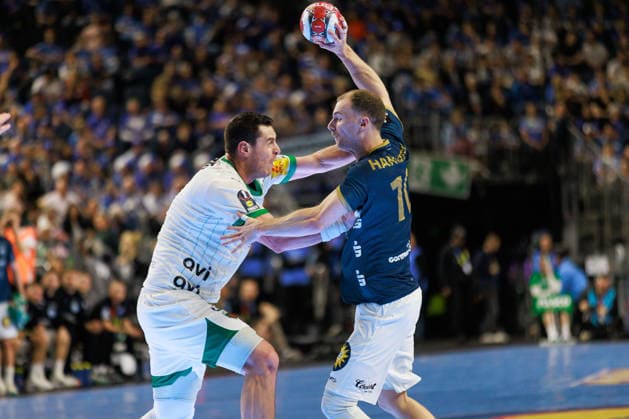 Fynn HANGSTEIN (Bergischer HC 06, 10) im Zweikampf gegen Mijajlo MARSENIC (Fuechse Berlin, 93) GER, Fuechse Berlin vs. Bergischer HC, Handball, DHB-Pokal, LIDL Final4, Finale, Spielzeit 2025 2026, 19.04.2026, GER, Fuechse Berlin vs. Bergischer HC, Handball, DHB-Pokal, LIDL Final4, Finale, Spielzeit 2025 2026, 19.04.2026, Koeln Copyright: xEibnerxPressefoto OliverxSchmidtx EP_OST