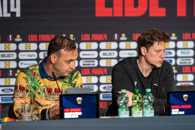 Nicolej Krickau, Cheftrainer, (Fuechse Berlin), Bob Hanning, Geschaeftsfuehrer Fuechse Berlin, Bergischer HC - Fuechse Berlin, DHB-Pokal Maenner, Herren, 6. Spieltag, Finale, Daikin HBL, Lidl Final 4, 19.04.2026 Köln NRW Deutschland