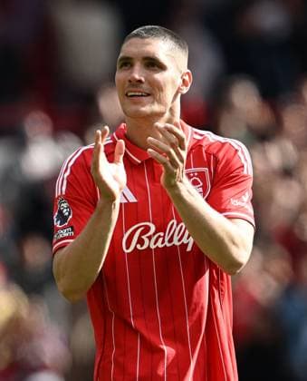 Nikola Milenkovic of Nottingham Forest applauds the fans after the game Nottingham Forest v Burnley, Premier League, Football, City Ground, Nottingham, UK - 19 Apr 2026Nottingham City Ground United Kingdom EDITORIAL USE ONLY No use with unauthorised audio, video, data, fixture lists, club league logos or live services. Online in-match use limited to 120 images, no video emulation. No use in betting, games or single club league player publications. Copyright: xAnnaxGowthorpe Shutterstockx 16832208dl