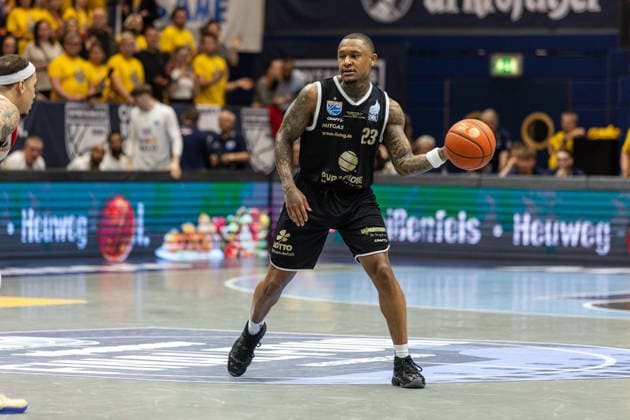 GER, ENBL VIMODROM Final 4, Halbfinale 2, SYNTAINICS MBC - Manchester Basketball. 22.04.2026, Stadthalle, Weißenfels, GER, ENBL VIMODROM Final 4, Halbfinale 2, SYNTAINICS MBC - Manchester Basketball. Charles Callison (Syntainics MBC, 23) Â Foto Alexander Trienitz Weißenfels Stadthalle Sachsen-Anhalt Deutschland