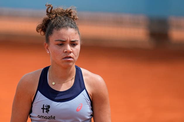 April 23, 2026, Madrid, Madrid, Spain: Jasmine Paolini of Italy reacts against Laura Siegemund of Germany during the Mutua Madrid Open 2026, ATP, Tennis Herren Masters 1000 and WTA, Tennis Damen 1000, at La Caja Magica on April 23, 2026 in Madrid, Spain. Madrid Spain - ZUMAa181 20260423_zaa_a181_231 Copyright: xDennisxAgyemanx