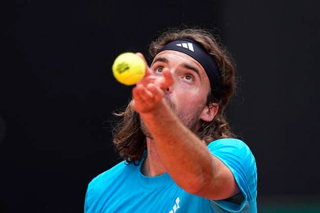 April 23, 2026, Madrid, Madrid, Spain: Stefanos Tsitsipas of Greece plays against Patrick Kypson of USA during the Mutua Madrid Open 2026, ATP, Tennis Herren Masters 1000 and WTA, Tennis Damen 1000, at La Caja Magica on April 23, 2026 in Madrid, Spain. Madrid Spain - ZUMAa181 20260423_zaa_a181_246 Copyright: xOscarxJ.xBarrosox