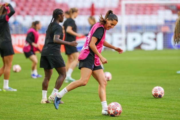 Patri FC Barcelona, Barca 12) mit Ball, GER, Offizielles Abschlusstraining, FC Barcelona, Fussball, UEFA Womens Champions League, Halbfinale, Hinspiel, Saison 2025 2026, 24.04.2026, GER, Offizielles Abschlusstraining, FC Barcelona, Fussball, UEFA Womens Champions League, Halbfinale, Hinspiel, Saison 2025 2026, 24.04.2026 Muenchen Copyright: xEibner-Pressefoto JennixMaulx EP_JML