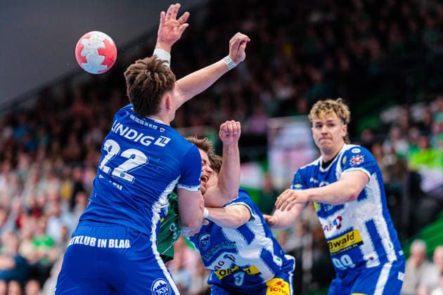 v.l. Felix Aellen (ThSV Eisenach, 22), Ian Weber (GWD Minden, 13), Oskar Joelsson (ThSV Eisenach, 03), Tillmann Leu (ThSV Eisenach, 99) GER, GWD Minden vs. ThSV Eisenach, Handball, 1. Bundesliga, 29. Spieltag, Spielzeit 2025 2026, 24.04.2026 GER, GWD Minden vs. ThSV Eisenach, Handball, 1. Bundesliga, 29. Spieltag, Spielzeit 2025 2026, 24.04.2026 Minden Copyright: xEibner-Pressefoto JanxRollingerx EP_JSK