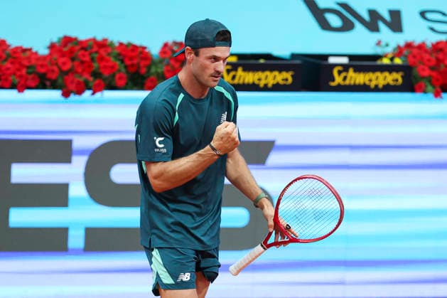 April 24, 2026, Madrid, Madrid, Spain: Tommy Paul of USA reacts against Thiago Agustin Tirante of Argentina during the Mutua Madrid Open 2026, ATP, Tennis Herren Masters 1000 and WTA, Tennis Damen 1000, at La Caja Magica on April 24, 2026 in Madrid, Spain. Mutua Madrid Open 2026 - Day 5 - ZUMAa181 20260424_zaa_a181_506 Copyright: xIrinaxR.xHipolitox