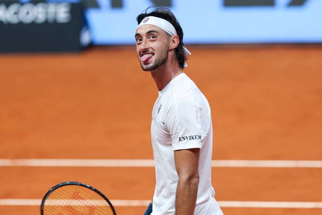 April 24, 2026, Madrid, Madrid, Spain: Thiago Agustin Tirante of Argentina reacts against Tommy Paul of USA during the Mutua Madrid Open 2026, ATP, Tennis Herren Masters 1000 and WTA, Tennis Damen 1000, at La Caja Magica on April 24, 2026 in Madrid, Spain. Madrid Spain - ZUMAa181 20260424_zaa_a181_491 Copyright: xIrinaxR.xHipolitox
